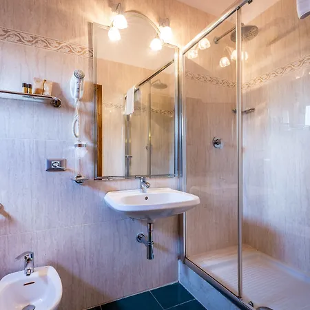 La Loggia 3* فلورنس