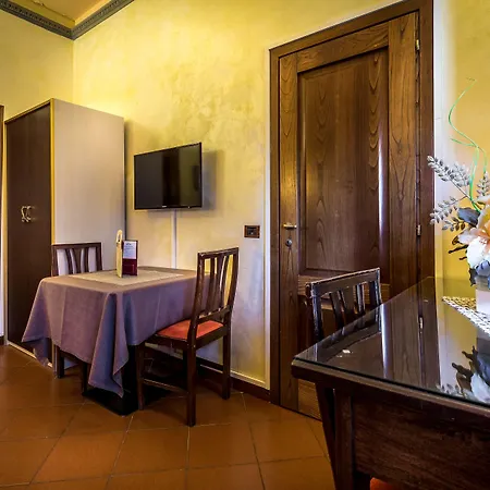 La Loggia 3*