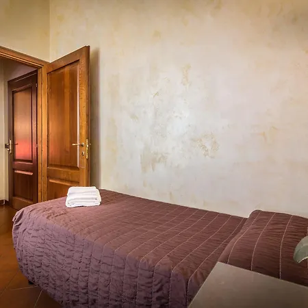Delle Tele Hotel 3*